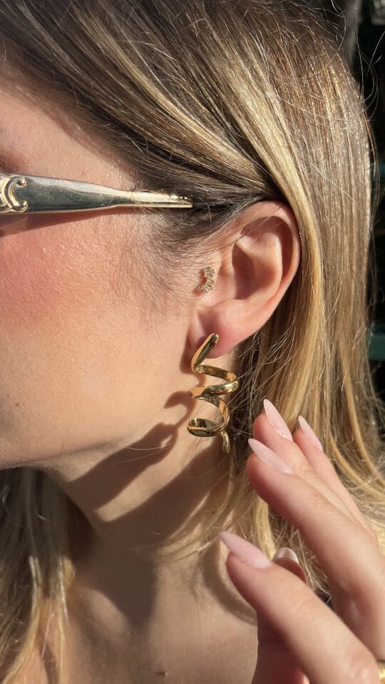 14 Ayar Sarısı Çelik Burgu Küpe