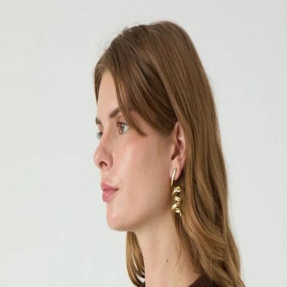 14 Ayar Sarısı Çelik Burgu Küpe