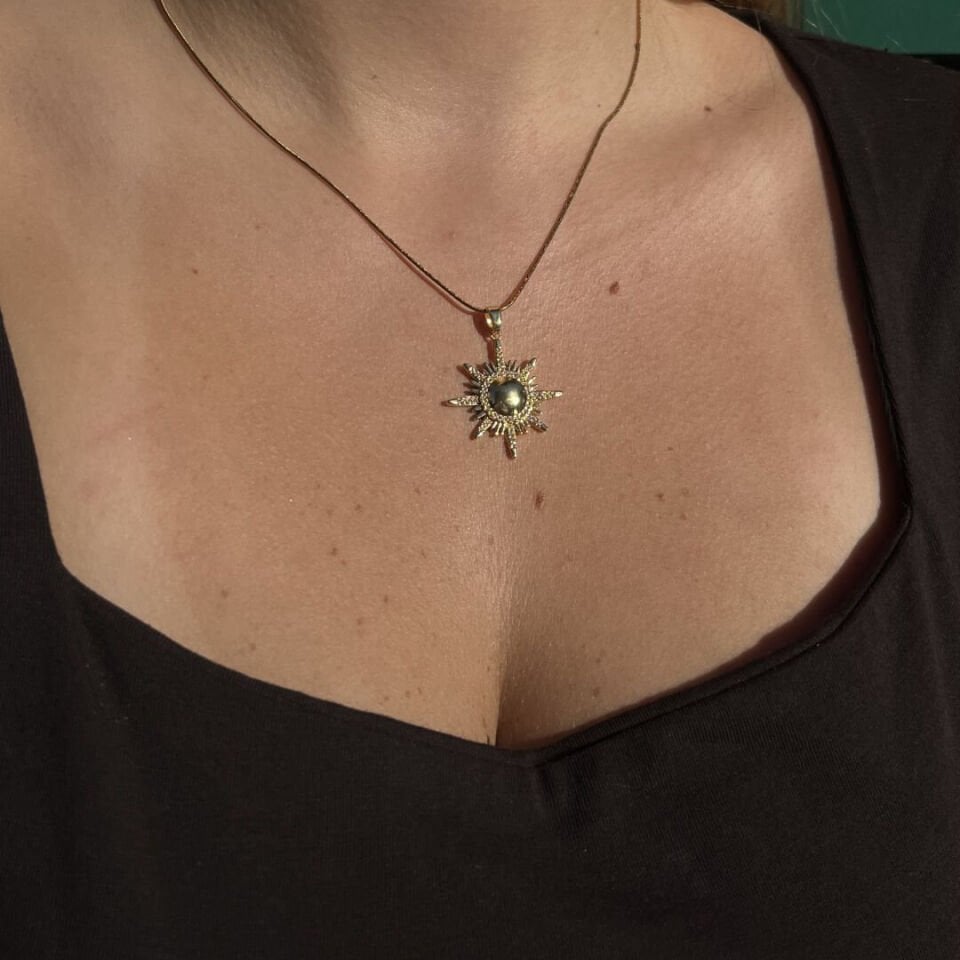 Güneş Kolye Çelik Gold