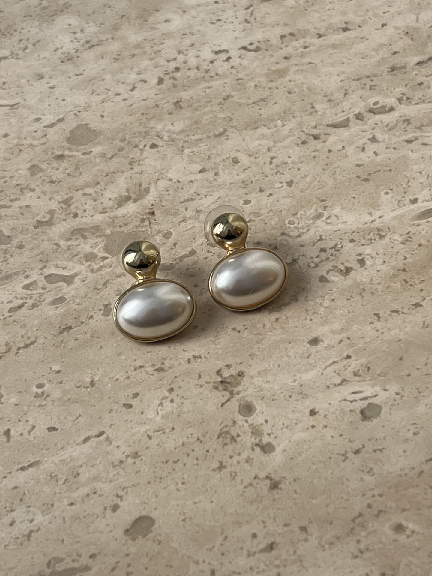 Oval İnci 14 Ayar Renk Küpe