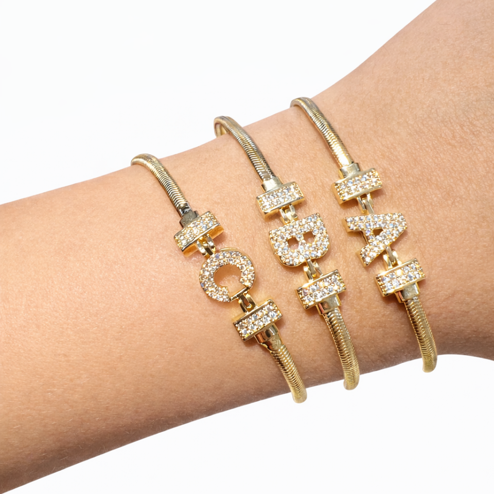 Myra 14 Ayar Altın İşçiliği Kuyum Model Harf Bileklik Ezme